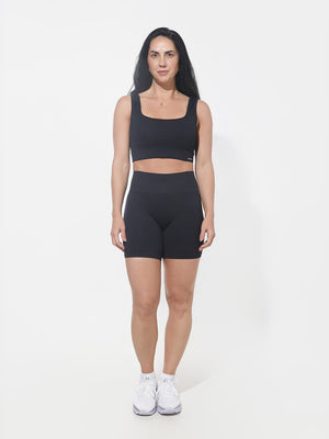 Conjunto ALIVAH Preto — top, legging e short