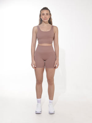 Conjunto ALIVAH Avelã — top, legging e short